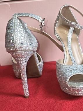 Thalia Sodi Silver Crystal T-Strap Platform Sandals